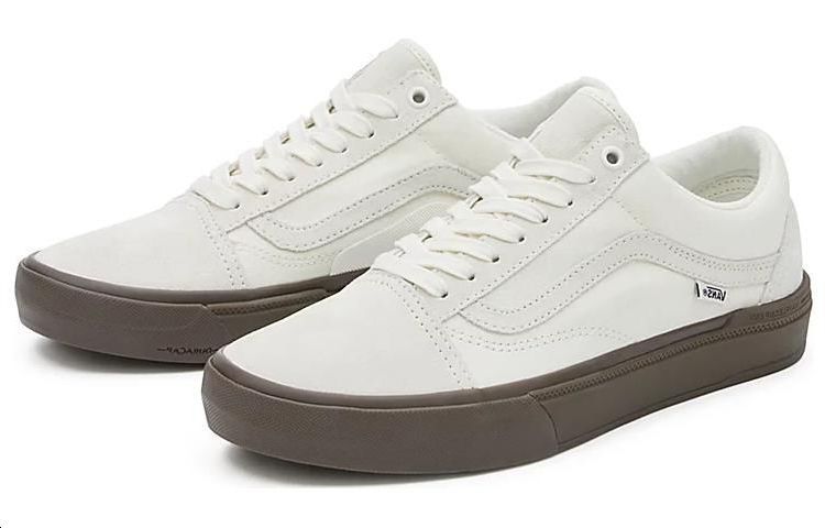 Lookbook (W) ヴァンズ オールドスクール (白) VN0005UZOVM