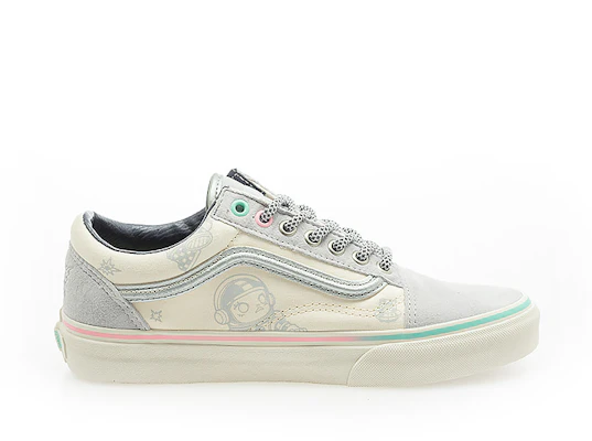 (W) Vans Old Skool Kasut Skateboard Klasik V150105028 Shop (W) Vans Old Skool Kasut Skateboard Klasik V150105028