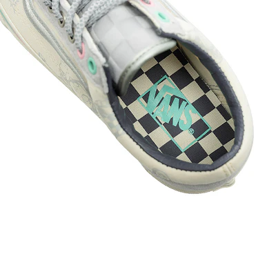 (W) Vans Old Skool Kasut Skateboard Klasik V150105028 Details for (W) Vans Old Skool Kasut Skateboard Klasik V150105028