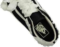 Details for (W) Vans Old Skool 經典滑板鞋款 V160205009