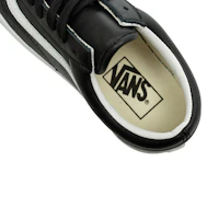 Details for (W) Vans Old Skool 經典休閒鞋 V160105004