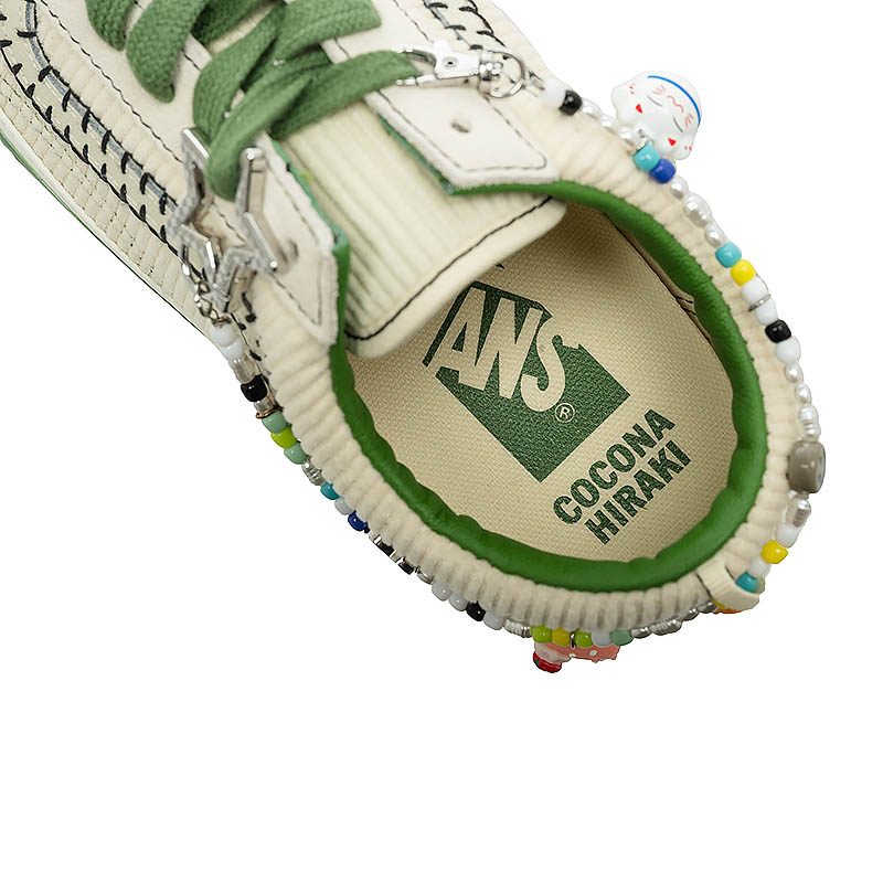 Details for (W) Vans Old Skool LX Charms Zapatillas. V150105022