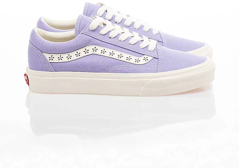 women-vans-old-skool-sneakers-v231305004