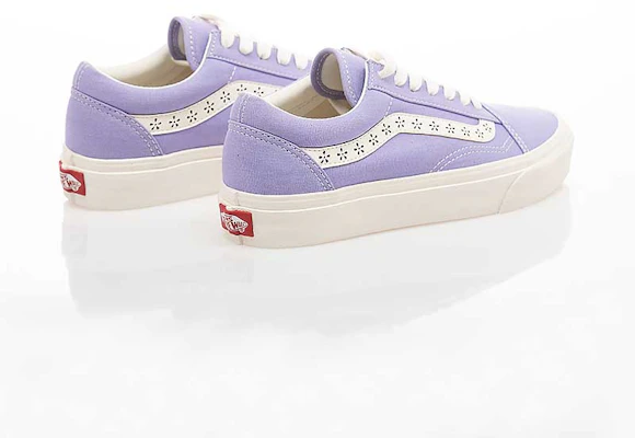 (W) Vans Old Skool Kasut Sneakers V231305004 Lookbook (W) Vans Old Skool Kasut Sneakers V231305004