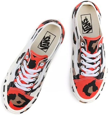 Vans Animal Old Skool Tapered Sepatu Hitam/Putih/Merah VN0A54F4B6B Shop Vans Animal Old Skool Tapered Sepatu Hitam/Putih/Merah VN0A54F4B6B
