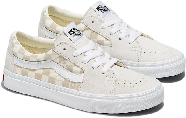 (W) Vans Sk8-Low Motif Bunga Kotak 'Putih' VN0009QRFS8 Lookbook (W) Vans Sk8-Low Motif Bunga Kotak 'Putih' VN0009QRFS8
