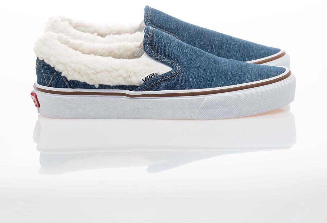 women-vans-slip-on-sneakers-v221308004