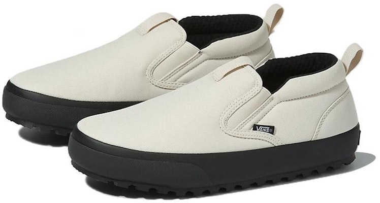 (Women) Vans Snow Lodge Slipper Mid Vansguard 'White Black' VN0A5JI3A17 Lookbook (Women) Vans Snow Lodge Slipper Mid Vansguard 'White Black' VN0A5JI3A17
