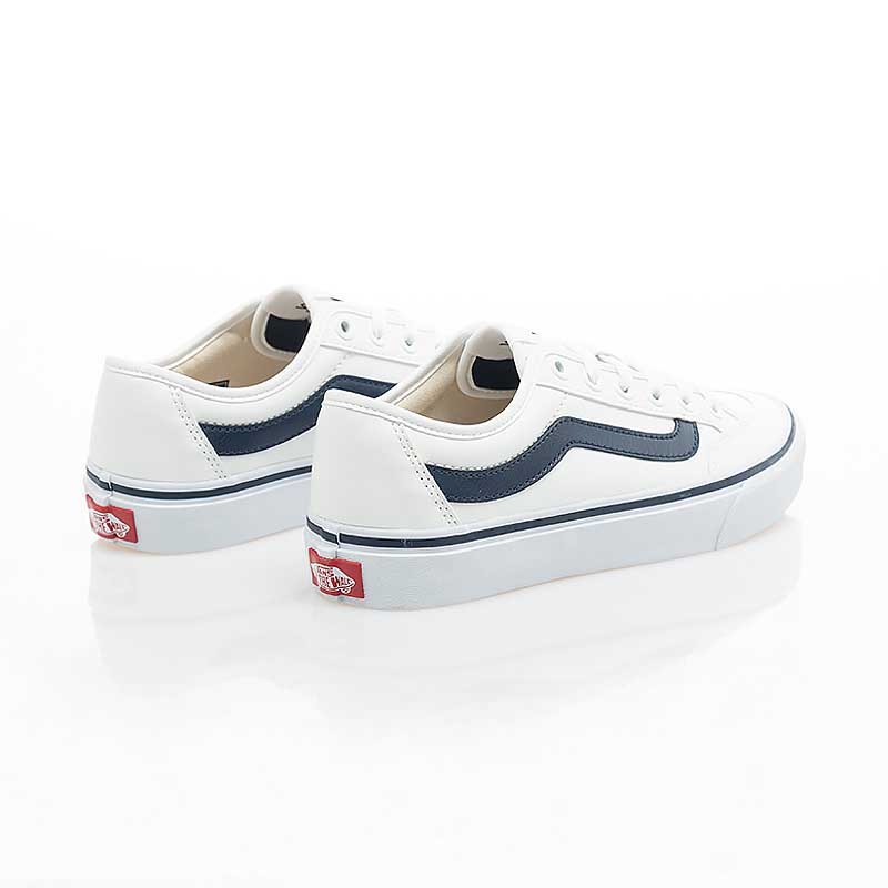 Lookbook (W) Vans Stance 袜子與服飾 V221326005