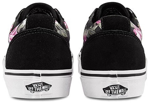 Sepatu Skate Casual Vans Ward Bunga Retro Hitam VN0A3IUNXNW Purchase Sepatu Skate Casual Vans Ward Bunga Retro Hitam VN0A3IUNXNW