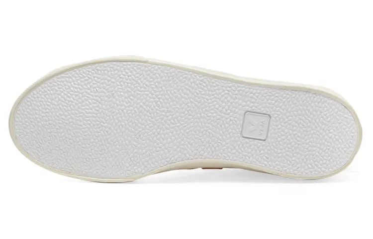 Shop VEJA Esplar 皮革 低筒 魔術貼 時尚板鞋 女款 白色