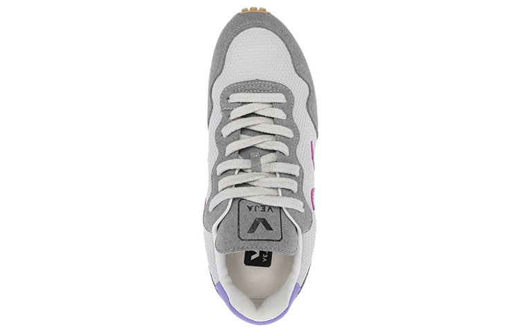 Shop VEJA Rio Branco 女款運動鞋 灰色/粉紅色