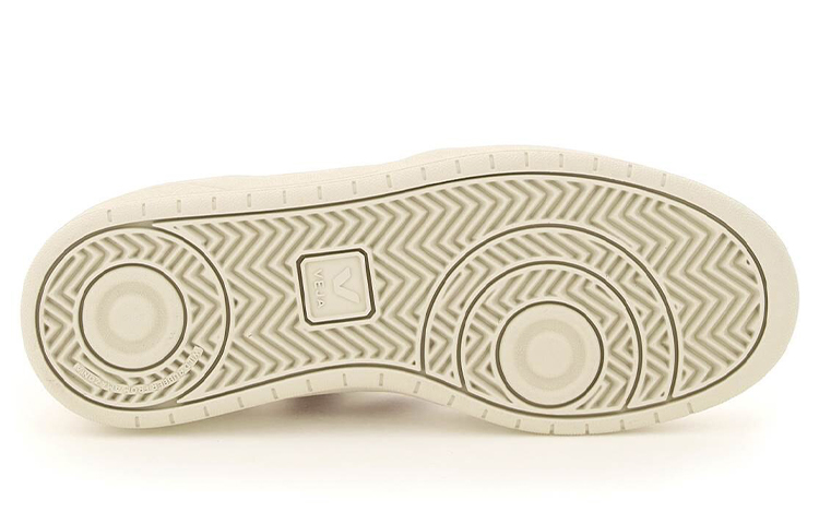 Shop (W) VEJA V-10 B-Mesh '多用途舒适' VX011314A