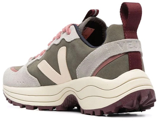 VEJA Venturi 卡其米色 時尚百搭 低幫休閒老爹鞋 女款 灰綠 Shop VEJA Venturi 卡其米色 時尚百搭 低幫休閒老爹鞋 女款 灰綠