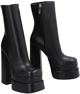 (W) Sepatu Boots Platform Ankle Versace Aevitas 155mm Kulit Hitam 1001783-DVT2P_1B00V Lookbook (W) Sepatu Boots Platform Ankle Versace Aevitas 155mm Kulit Hitam 1001783-DVT2P_1B00V
