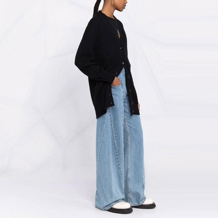 (Women) VERSACE Black Wool Cardigan Sweater with Patterned Design. A856961-A02715-1B000 圖 5