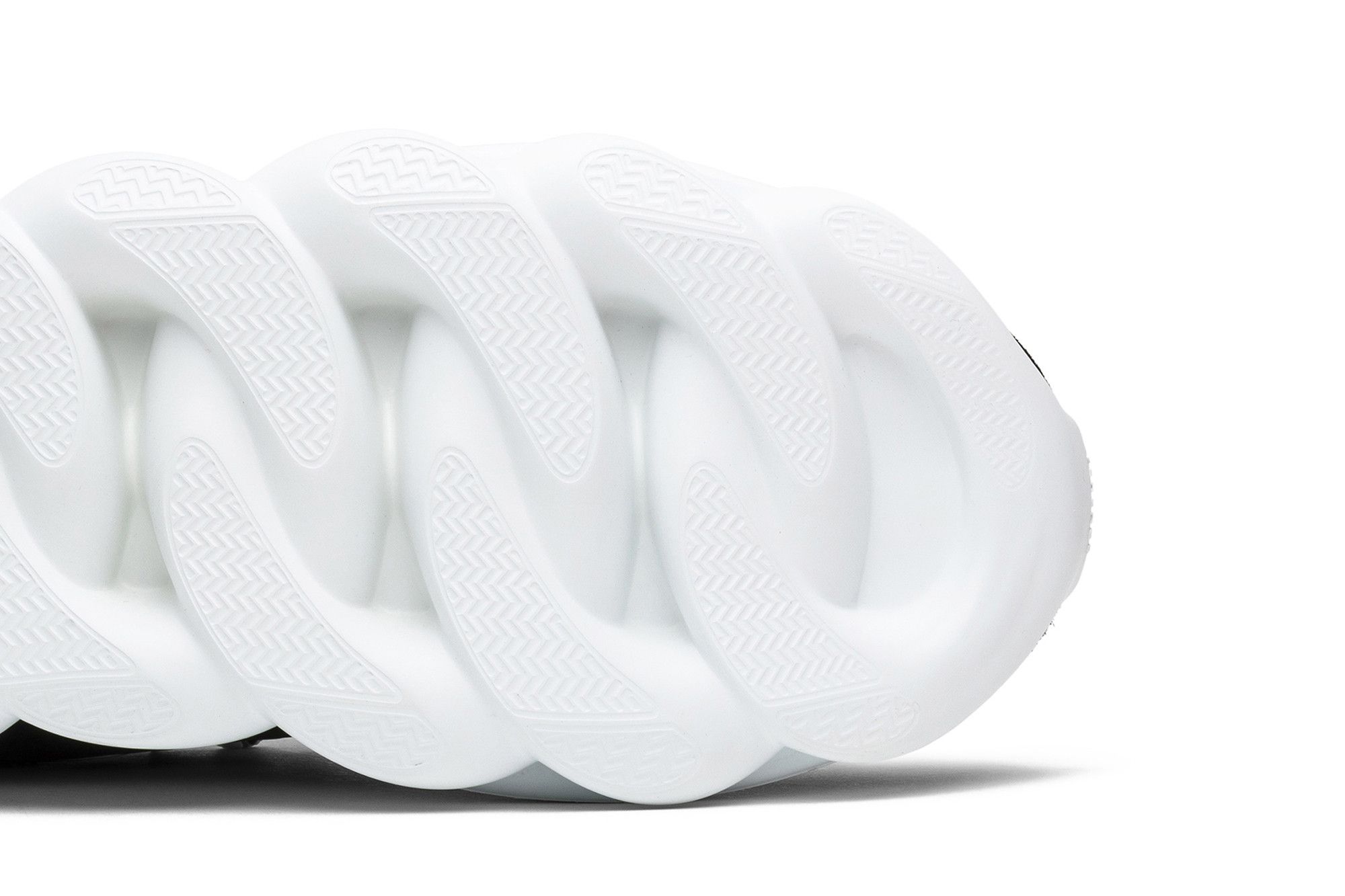 (W) Versace Chain Reaction 'Black' 圖 5