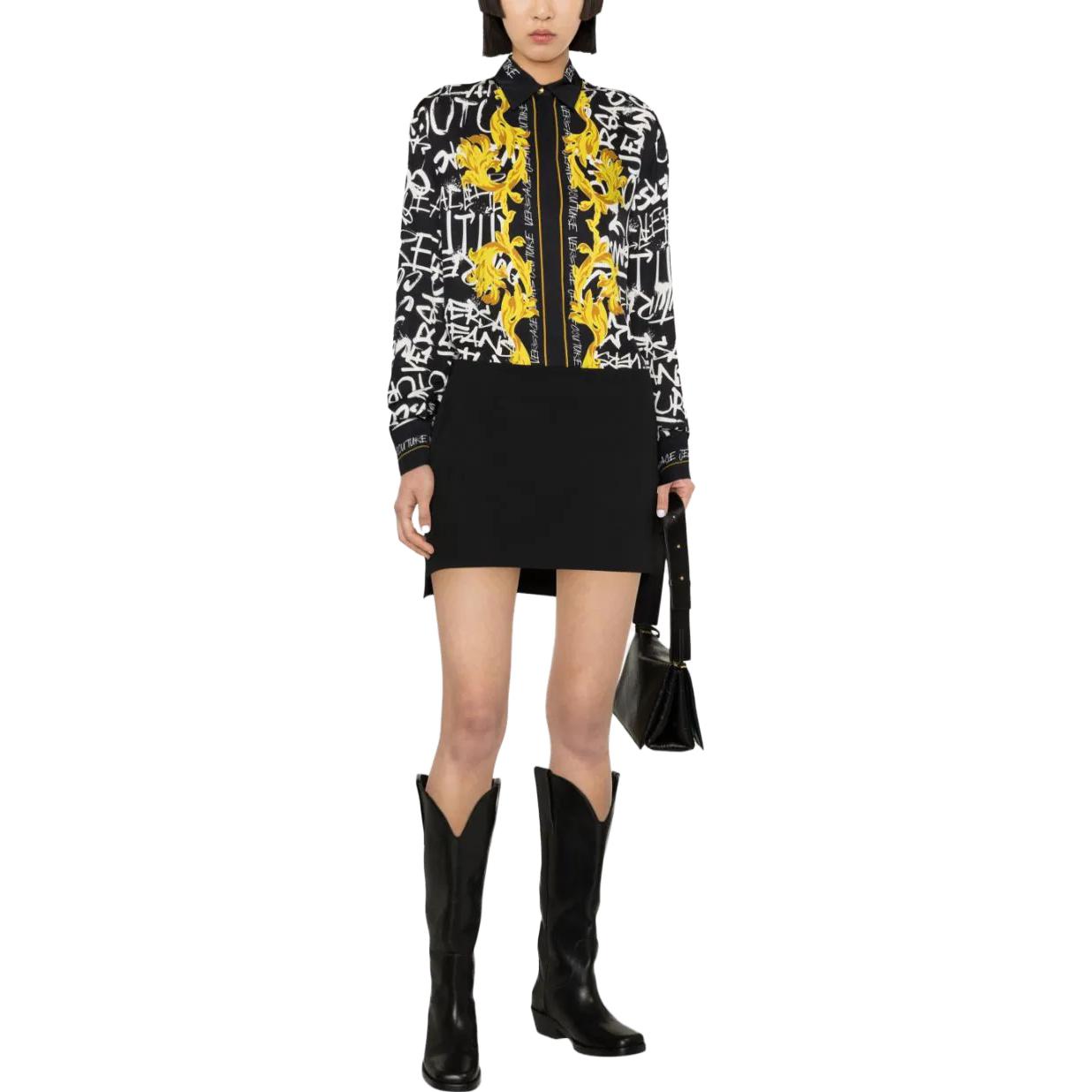 Lookbook (W) CHAQUETA NEGRA VERSACE JEANS COUTURE CON ESTAMPADO FLORAL Y BOTONADURA SIMPLE. 75HAL2P2-NS314-G89