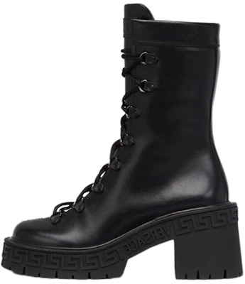 (W) Stivali Versace in Pelle Moda con Lacci ''Neri'' 1005900-1A04060_1B000 Buy (W) Stivali Versace in Pelle Moda con Lacci ''Neri'' 1005900-1A04060_1B000