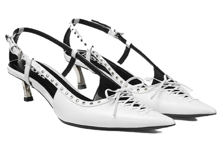 Lookbook (W) Escarpins Pointu Versace Medusa ''Blanc à Lacets et Clous'' 1007727-1A06446_1W00P