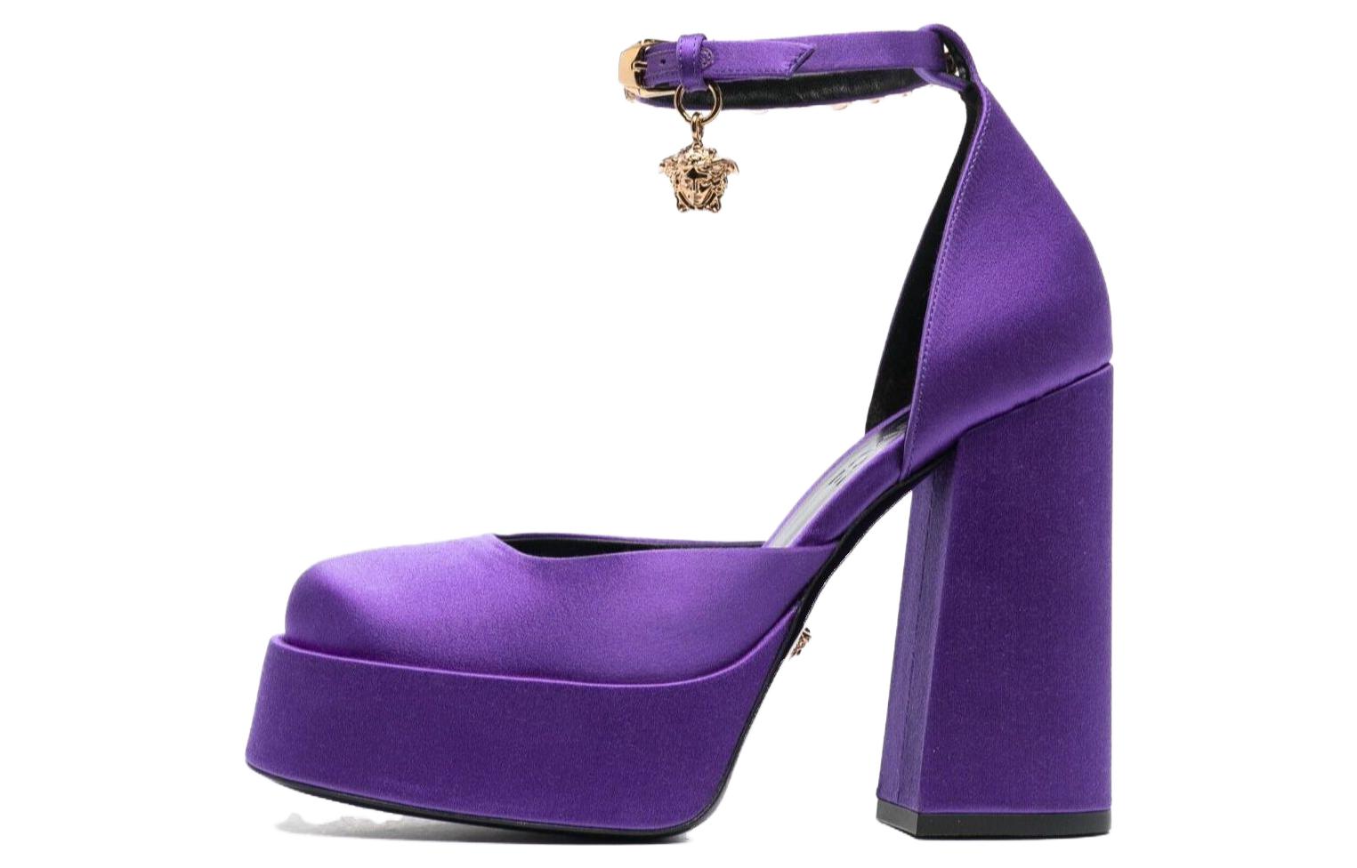 Buy (W) 范思哲美杜莎Aevitas紫色缎面高跟鞋 1007718-DRA67_1LA7V