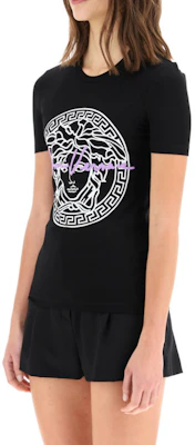 (Women) VERSACE SS21 Medusa Slim Fit Black T-Shirt - Perfect Gift A88682-A213311-A1008 Purchase (Women) VERSACE SS21 Medusa Slim Fit Black T-Shirt - Perfect Gift A88682-A213311-A1008