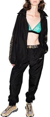 (W) VERSACE SS22 黑色實心標誌印花運動長褲 1004693-1A03231-1B000 Lookbook (W) VERSACE SS22 黑色實心標誌印花運動長褲 1004693-1A03231-1B000