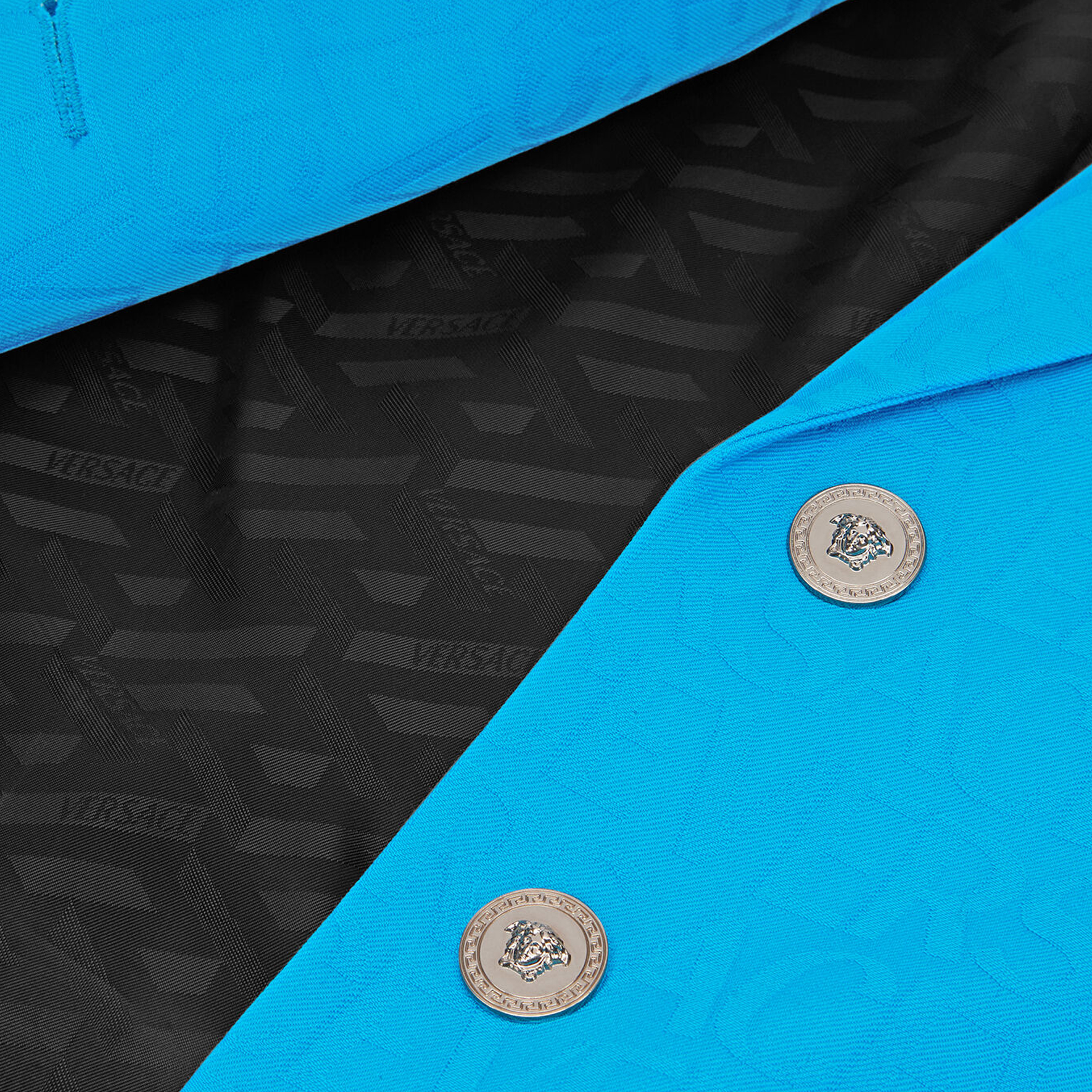 Sizing (W) 베르사체 SS23 모노그램 싱글 브레스트 블레이저 블루 1011286-1A08198-1VB70