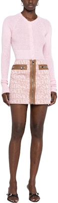 (W) ヴェルサーチ SS23 ピンクロゴジャカードデザインミニスカート レディースファッション 1010926-1A08206-2PL50 Lookbook (W) ヴェルサーチ SS23 ピンクロゴジャカードデザインミニスカート レディースファッション 1010926-1A08206-2PL50