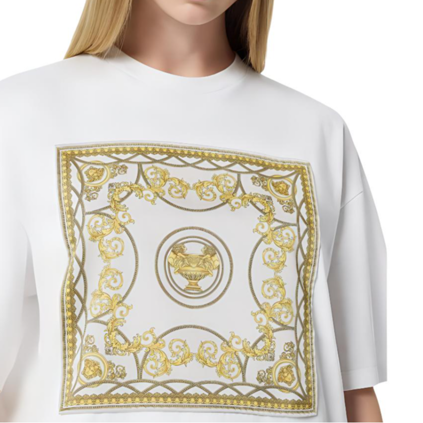 (Women) VERSACE SS24  White Floral Print Crew Neck Straight Fit T-Shirt 1016291-1A11722-2W070 圖 5