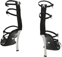 (W) Versace Stiletto 'Hitam Kulit Anak Sapi Toe Lancip' 1009996-1A00619_1B00P Purchase (W) Versace Stiletto 'Hitam Kulit Anak Sapi Toe Lancip' 1009996-1A00619_1B00P