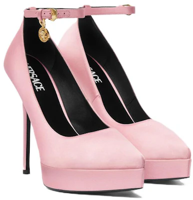 (W) Escarpins Stiletto Versace ''Boucle Rose'' 1013739-1A00619_1PG4V Lookbook (W) Escarpins Stiletto Versace ''Boucle Rose'' 1013739-1A00619_1PG4V
