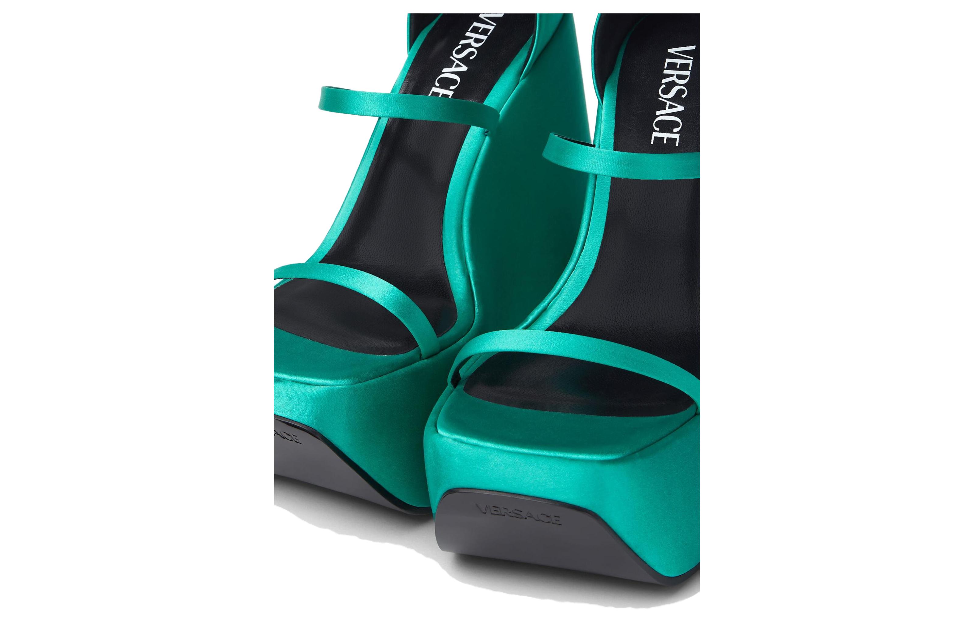 Shop VERSACE 范思哲 Triplatform 坡跟涼鞋 女款 藍綠色