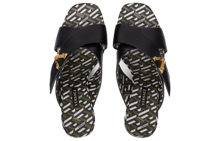 Shop VERSACE 范思哲 Virtus La Greca 印花皮穆勒高跟鞋 女款 黑色