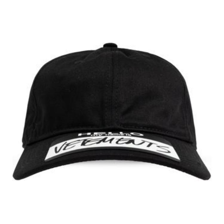 (Women) Vetements  Black Cotton Cap with Logo Patch. UA65CA1601052BLACKOUT