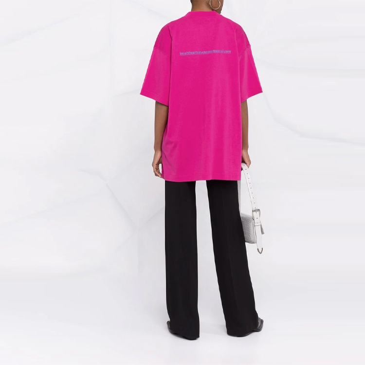 Purchase (W) Vetements SS22 Baju-T Cetakan Huruf Pink Oversized. UE52TR190PHOT-PINK