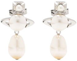 (Women) Vivienne Westwood Inass Dual Wear Pearl Pendant Brass Earrings Silver Women. 6202010402P103 (Women) Vivienne Westwood Inass Dual Wear Pearl Pendant Brass Earrings Silver Women. 6202010402P103