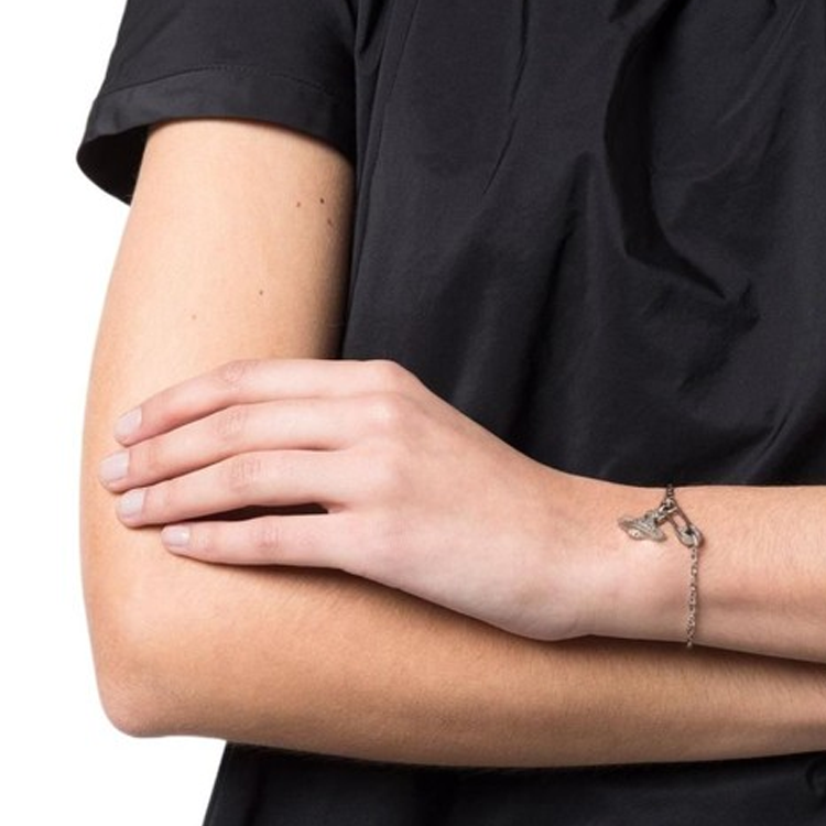 Lookbook (W) 維維安·威斯特伍德 Lucrece 水晶土星安全別針手鍊 銀色女款 6102015302P102