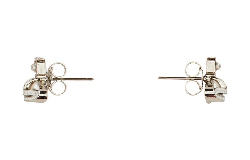 Shop (W) Vivienne Westwood Simonetta 優雅白色琺瑯土星黃銅耳環 女款 6201026702P113CN