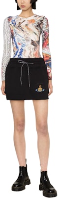 (W) Vivienne Westwood SS24 Skirt Hitam Langsing dengan Sulaman Logo Orb. 1J010004J006ON401 Lookbook (W) Vivienne Westwood SS24 Skirt Hitam Langsing dengan Sulaman Logo Orb. 1J010004J006ON401