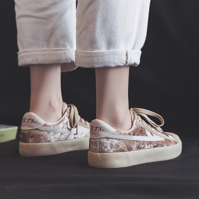 (W) Warrior 'Light Brown Vintage Velour' 圖 5