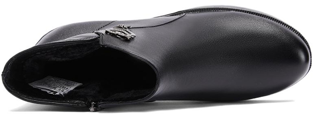 (W) "Baloncesto Warrior 'Mid-Top Impermeable Forrado en Lana Negra'" WBN(JS)-126701 Lookbook (W) "Baloncesto Warrior 'Mid-Top Impermeable Forrado en Lana Negra'" WBN(JS)-126701