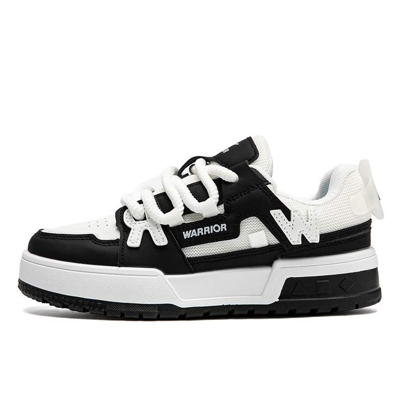 (W) Warrior Canvas Low Top 'Casual Essential'