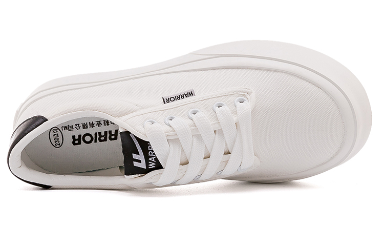 Lookbook (W) Sneakers Kanvas Warrior 'Putih Serbaguna' WXY-C287MJ01