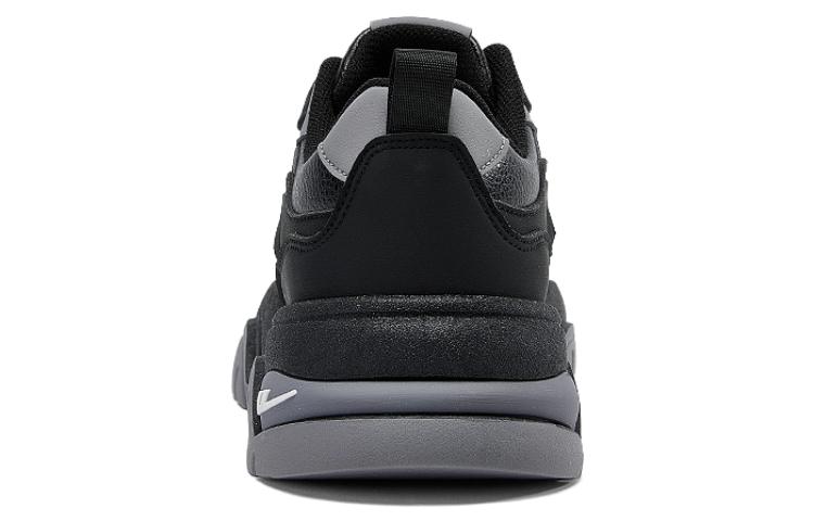 Shop (W) Warrior Classic Low 'Hitam Abu-abu' WXY(S)-3212Z04