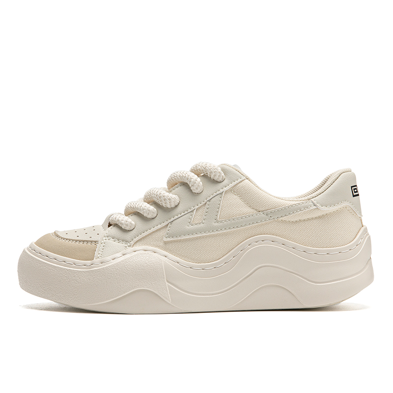 (W) Warrior Classic Low 'Cream'