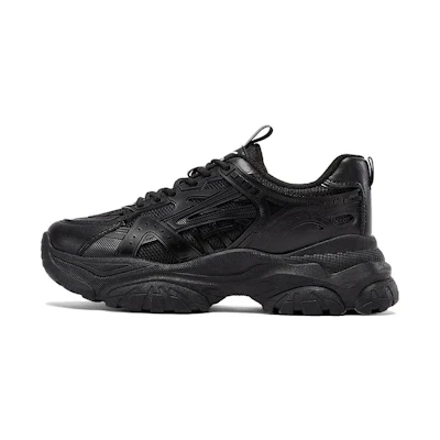 (W) Warrior Dad Shoe Low 'Black CMFT'