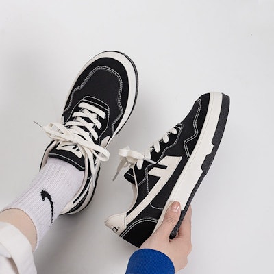 (W) Warrior Low Top 'Hei Mi' Sneakers Lelaki Rendah. WXY-D203G04 1