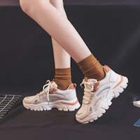 (W) Zapatillas Warrior Low Top Dad 'Beige Citrus'. WXY(S)-0003M02 1