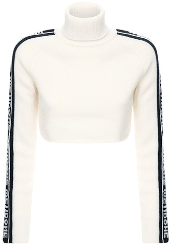 women-we-11-done-black-logo-turtleneck-slim-sweater-white-trim-wd-ko-8-20-040-w-bg